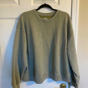 Hollister Feel Good Easy Crew Sweatshirt